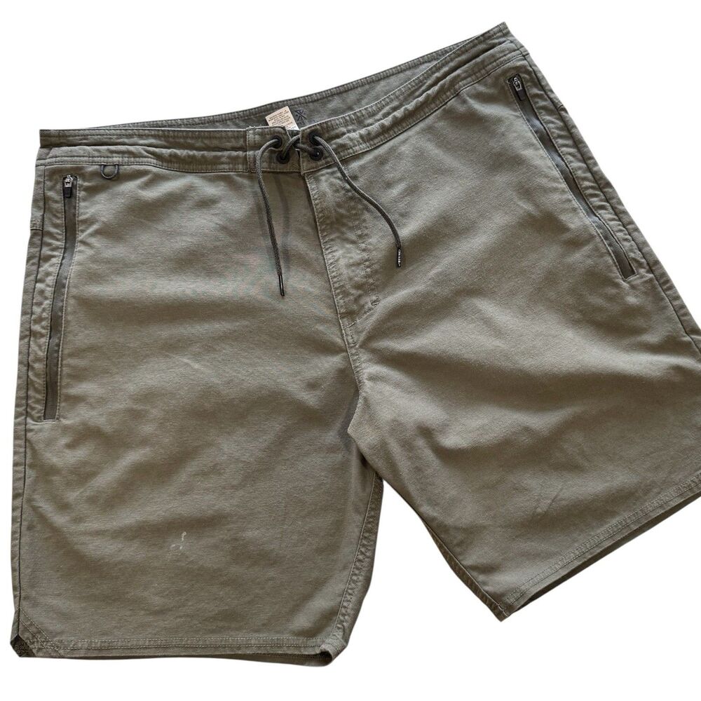 Roark Revival Hybrid RS260 Nylon Shorts Green Outdoor Travel Hiking Mens Size 38
